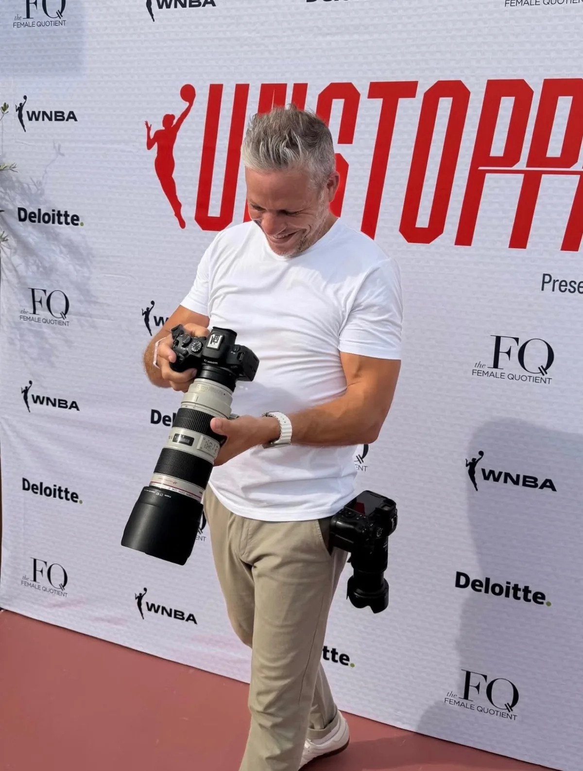 Éric Rassez, Focale photographer, on an event assignment